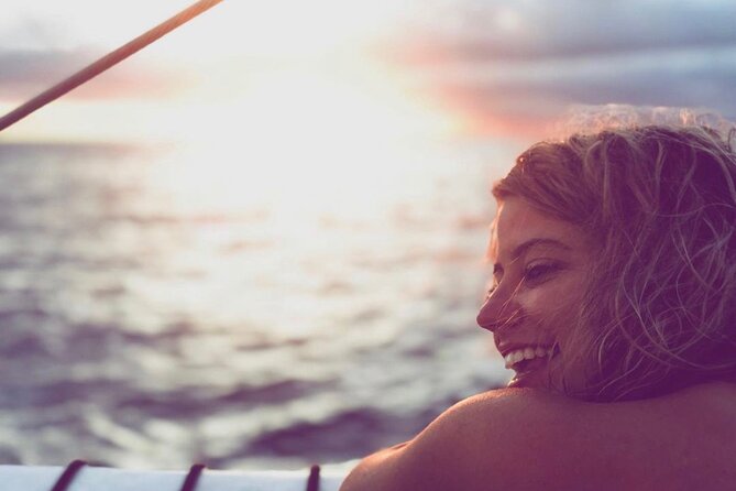 Sunset Boat Cruise: Swim and Cruise Waikiki - Memorable Experiences and Encounters