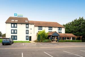 Sure Hotel by Best Western Rouvignies Valenciennes - Safety and Accessibility Features