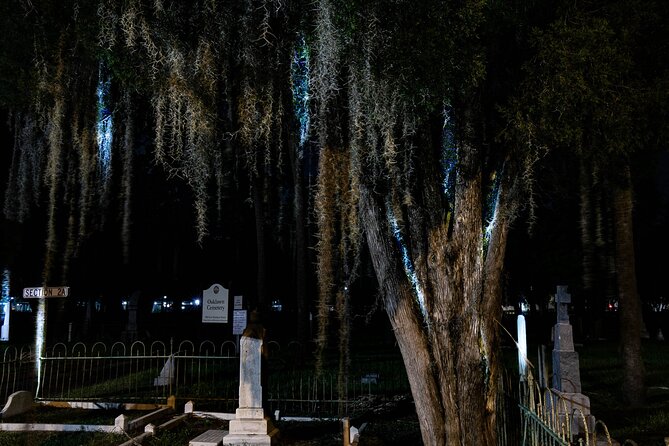 Tampa Terrors Ghost Tour By US Ghost Adventures - Inclusive and Family-Friendly Tour