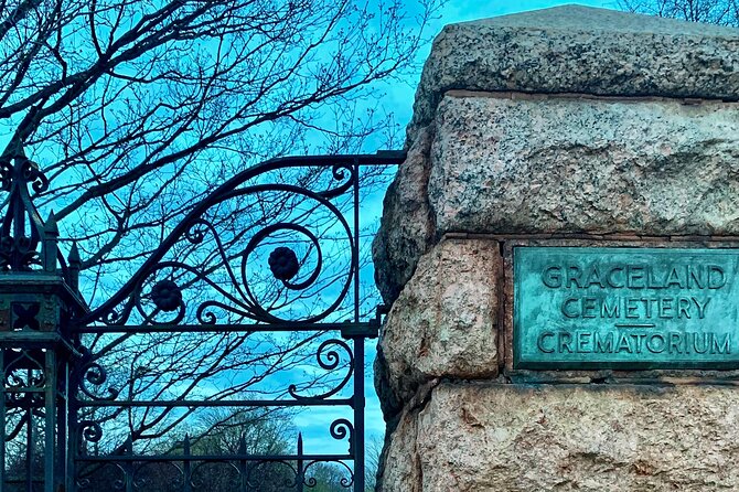 The Deep Pockets Of Graceland Cemetery Walking Tour - Cancellation Policy