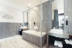 The Originals Boutique, Hotel Le Lion, Clermont-Ferrand - The Sum Up