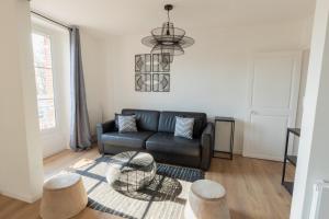 Villa Des Arts - Nearby Attractions