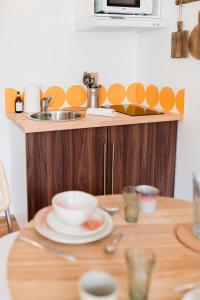 Villa Robs - Fully Equipped Apartments, Smart TV, High-Speed Internet, Ideal Location - Short Stays & Business - Location and Accessibility