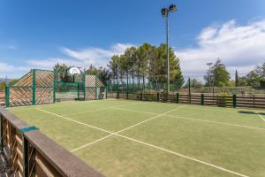 Village Pierre & Vacances Pont Royal in Provence - Local Attractions and Activities