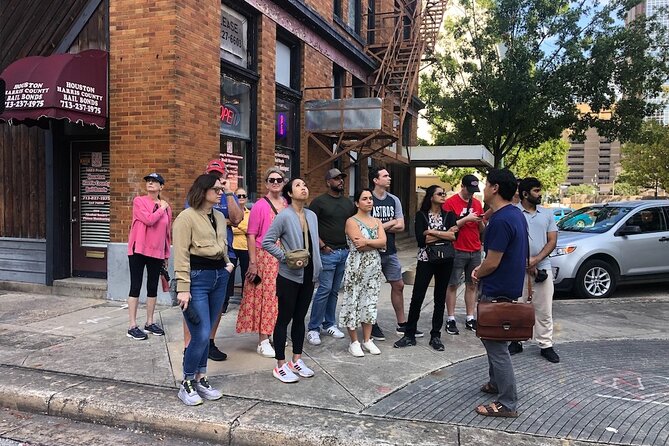 Walking Tour of Houston: History, Architecture, Street Art - Houstons Diverse Architectural Styles
