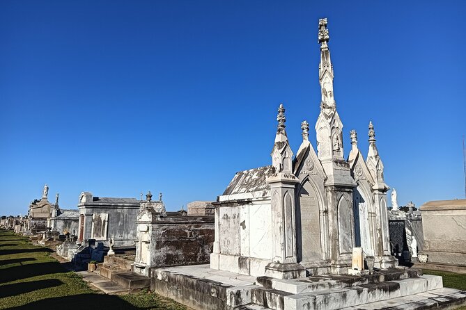 6 Cemeteries of New Orleans: Famous Graves & Fascinating History - Good To Know