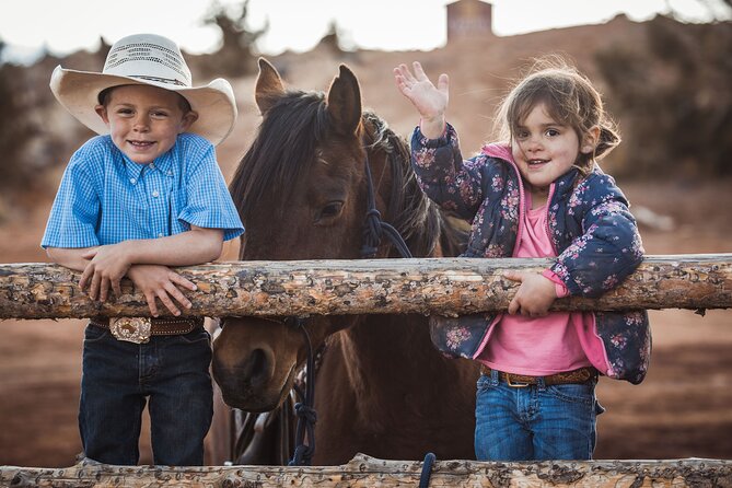 2-Hour Horse Rides Capitol Reef - Preparing for the Ride