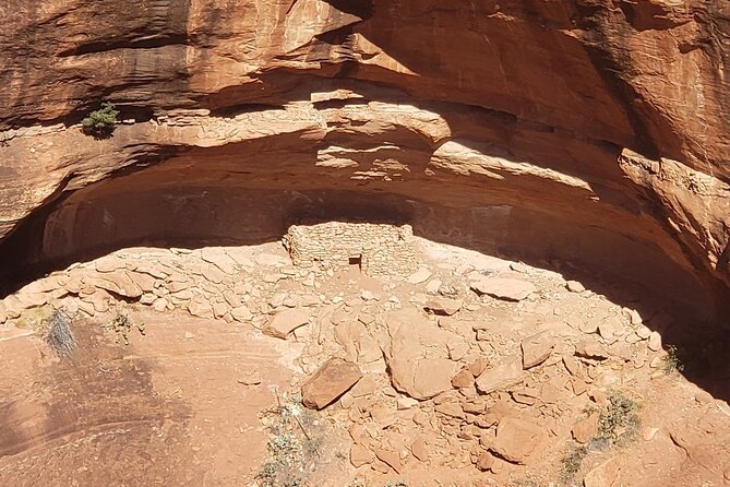 45 Mile EPIC Heli Tour Through Canyons Viewing Ancient Ruins+More - Personalized and Intimate Experience