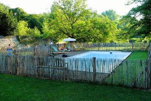 ABBAYE DE LONGPONT HOTEL - The Sum Up