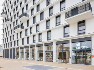 All Suites Appart Hotel Le Havre - Additional Amenities and Services