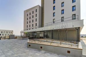B&B HOTEL Dijon Valmy Toison D'or - Tips for Your Stay