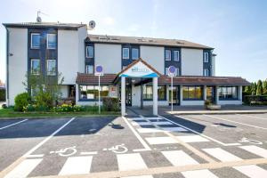 Brit Hotel Reims La Neuvillette - Check-in and Check-out Policies