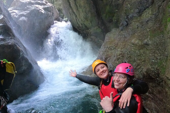 Canyoning Tour in Niyodogawa's Most Beautiful Gorge - Canyoning Activities and Challenges