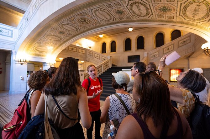 Chicago: Culture and Architecture of the Prohibition Era - Exploring the Chicago Riverwalk
