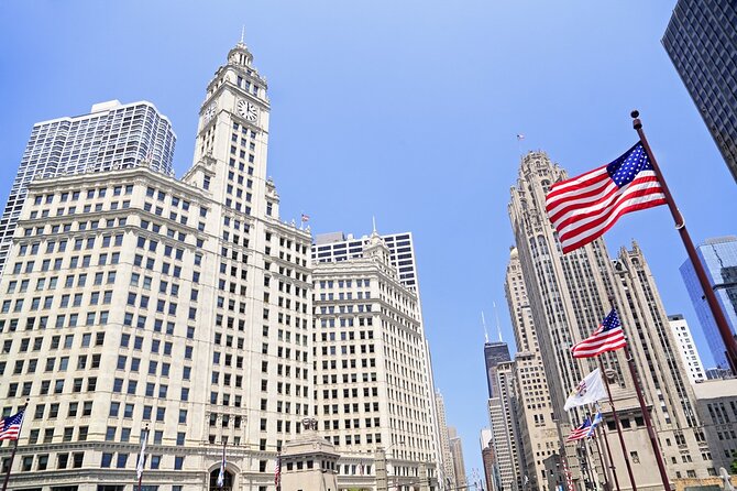 Chicago History and Architecture Walking Tour With Boat Cruise - What to Expect During the Tour