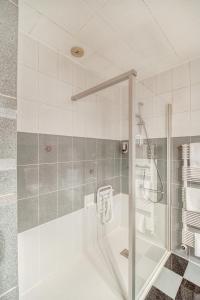 Contact Hotel Limoges - Hotel of the Two Mills - Guest Experience and Reviews