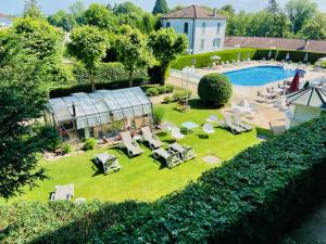 Cosmos Hotel & Spa - The Sum Up