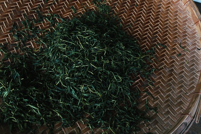 Discover Japanese Tea: A Journey of Stories & Flavors in Tokyo - Insights From a Tea Sommelier