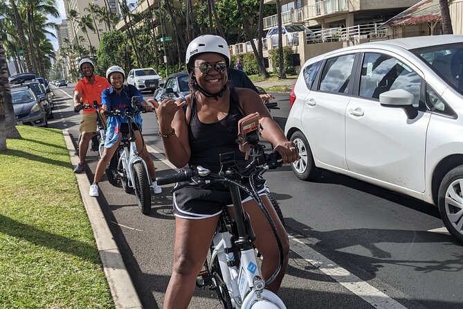 Electric Bike Ride & Manoa Falls Hike Tour - Participant Considerations