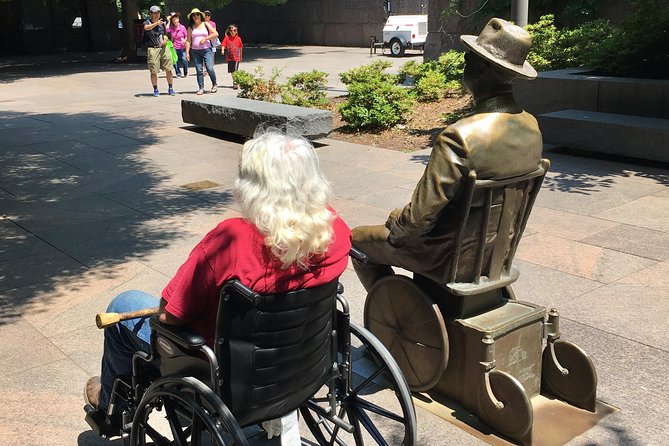 Essential Monuments & Memorials Tour - FDR Memorial