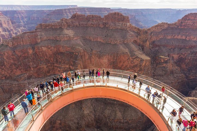 Exclusive Grand Canyon Hoover Dam Private Day Tour From Las Vegas - Discovering the Hoover Dam