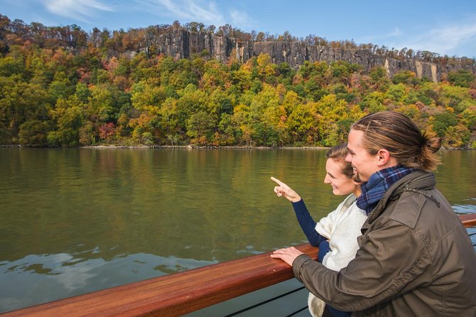 Fall Foliage Cruise on Yacht Full Moon From Chelsea Piers - Important Information for Travelers