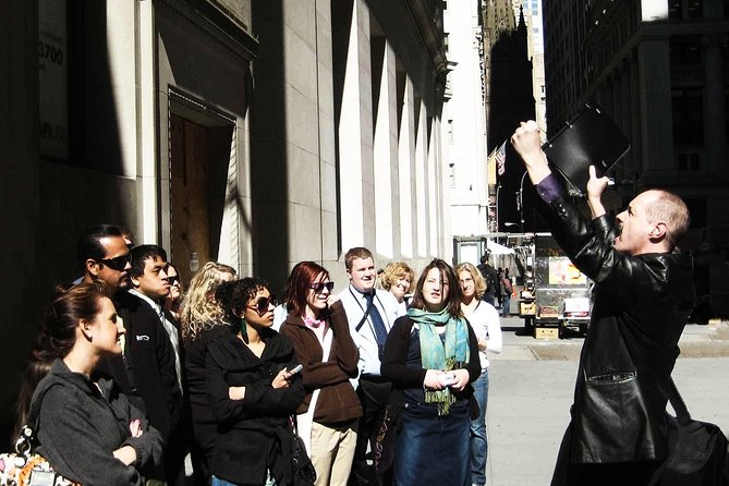 Financial Crisis Tour With a Finance Professional - Tour Inclusions and Accessibility