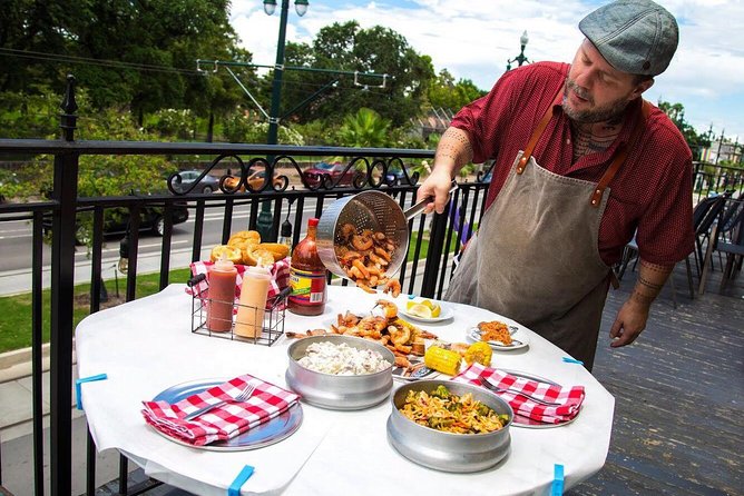 French Quarter Shrimp Boil & Live Music - Intimate and Entertaining Setting