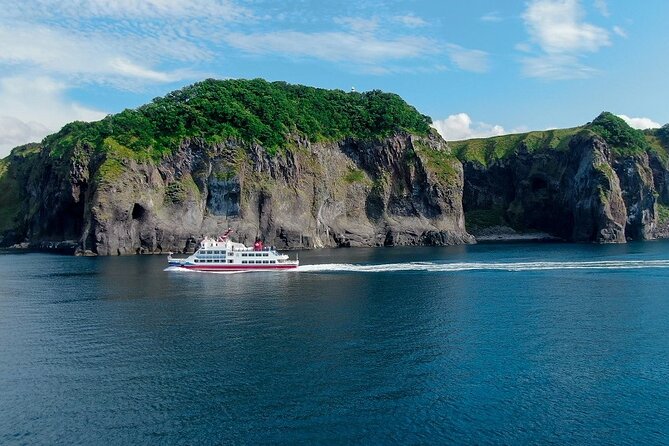 Full-day Tour in Hokkaido Natural Heritage Shiretoko Adventure - What to Wear and Bring
