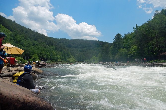 Full Ocoee River Rafting Adventure With a Riverside Lunch - Capturing Memorable Moments