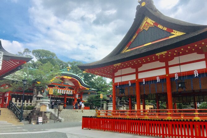 Fushimi Inari Taisha Half-Day Private Guided Tour - Navigating the Iconic Torii Gates