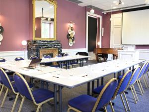 Grand Hôtel De Bourbon-Lancy - Spa and Restaurant - Logis - Guest Reviews and Ratings