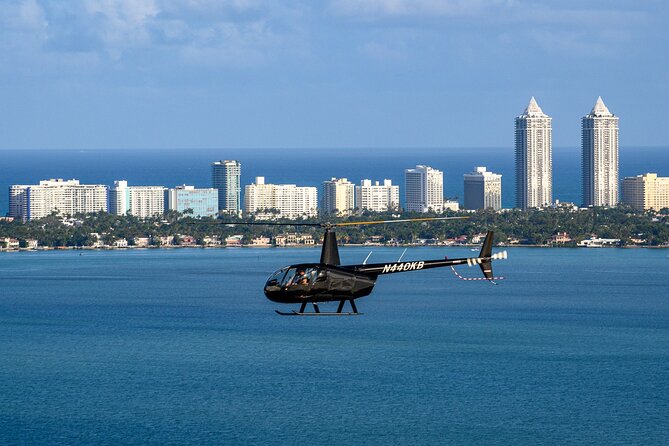 HARD ROCK GUITAR & BEACHES Helicopter Tour - Spotting Marine Life