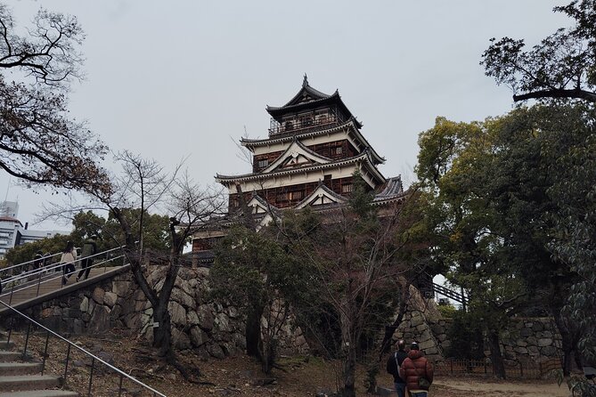 Hiroshima Castle 1h Guide Tour - Exploring Hiroshima Castle