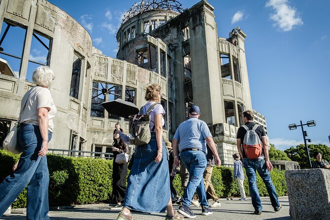 Hiroshima Peace Memorial Park Private Guided Walking Tour - Shukkei-en Garden