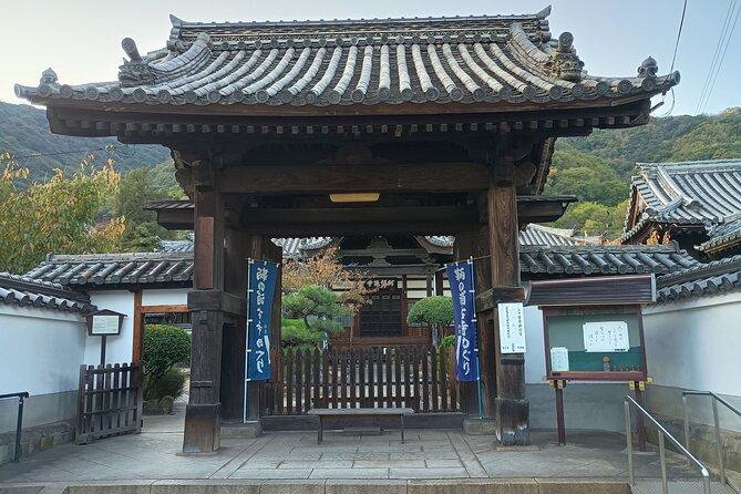 Hiroshima: Tomonoura Nostalgic Port Town Private Tour With Local - Exploring Tomonouras Nostalgic Charm