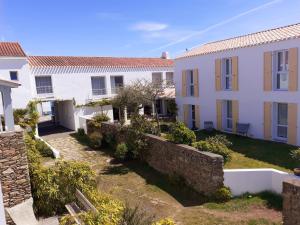 Hotel Lescale on the Island of Yeu - Activities and Attractions Nearby