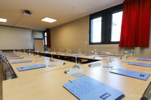 Hotel Restaurant Kyriad Brive Centre - The Sum Up