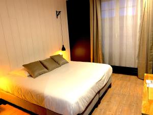 Hotel-Spa-Pool Le Petit Castel Beuzeville-Honfleur - Policies and Additional Information