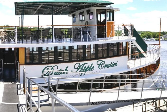 Hudson River Sightseeing Cruise From Albany - Taking in the Regions Rich History