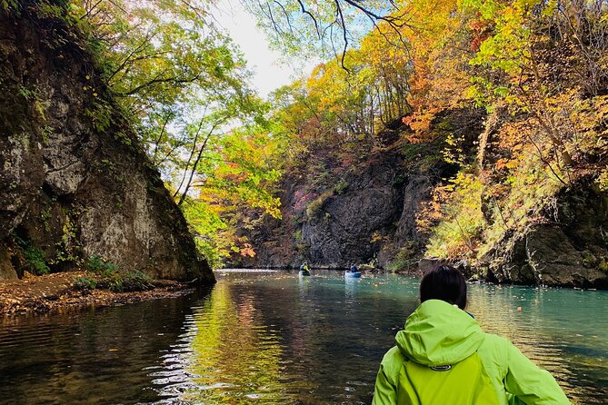 Jozankei Autumn Leaves Day Tour by Private Car - Autumn Leaves in Jozankei