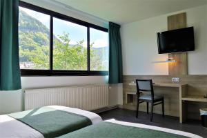 Jura Hotel Restaurant Le Panoramic - Policies and Important Information