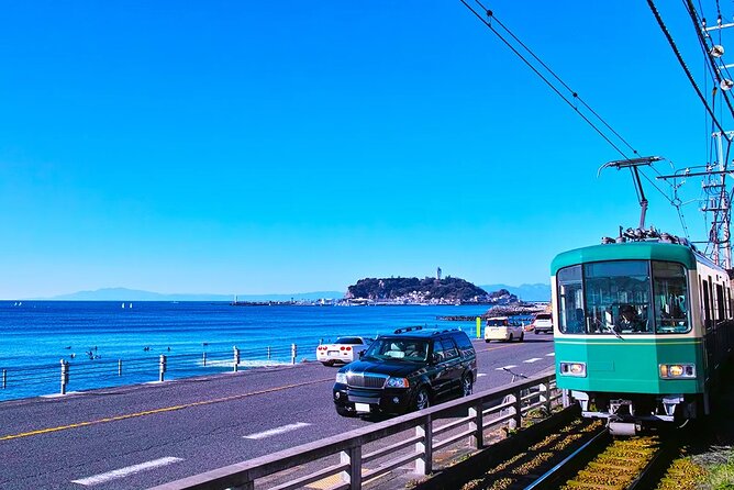 Kamakura Enoshima and Yokohama Tour From Tokyo - Transportation and Meeting Details