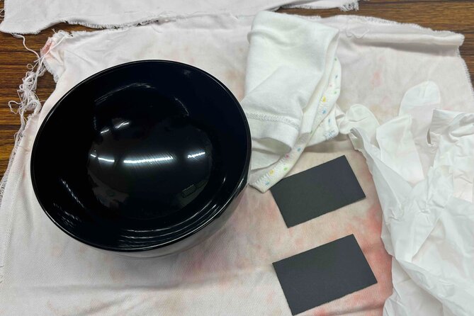 Lacquer Polishing Create Unique Japanese Tableware - Transporting Your Creation Home