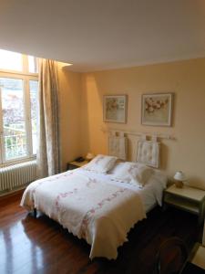 Logis - Hotel Restaurant The Ecu De France - Nearby Attractions and Activities