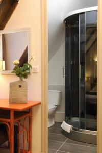 Logis L'Ecu De France - The Sum Up