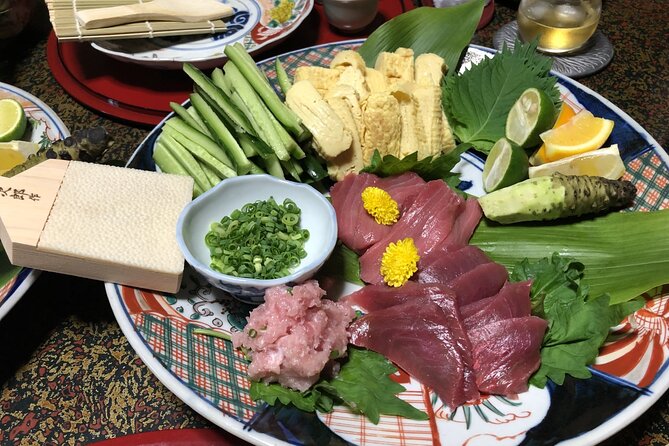 Making Hand Rolled Sushi With the Okami - Savoring the Freshness and Flavors