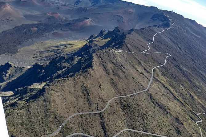 Maui -PRIVATE-VIP- Air Tour: Volcano Crater: Haleakala: (2-5 Max) - Pilot Commentary and Personalized Experience