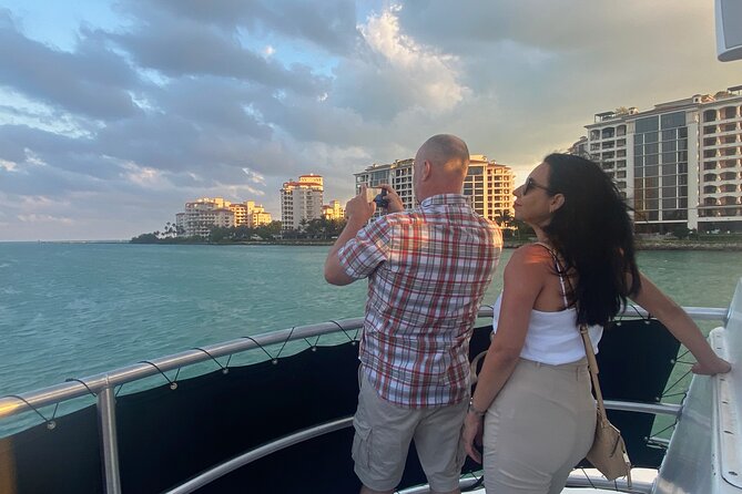 Miami 75 Min Boat Tour Biscayne Bay and Celebrity Homes Island - Customer Reviews and Experiences