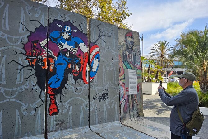 Museum Row Tour: The Fast and Fossilized on Wilshire Blvd - What to Expect on the Tour